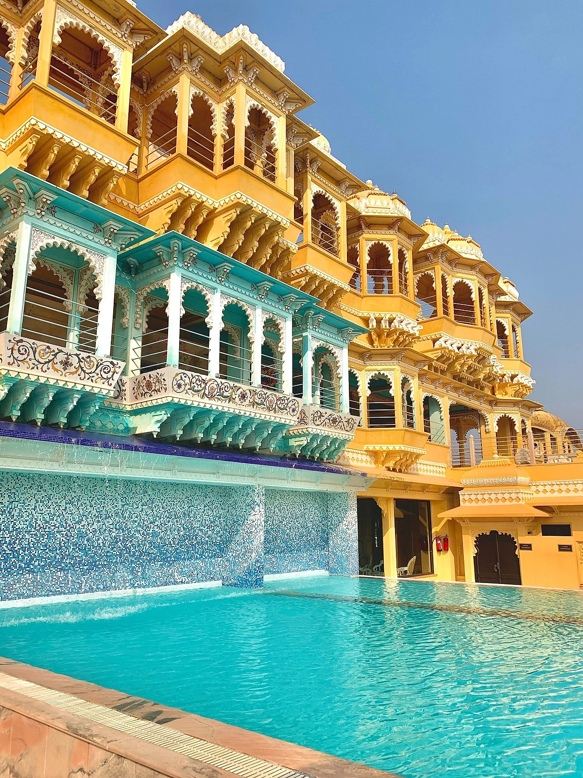 A heritage hotel on the lake in Udaipur